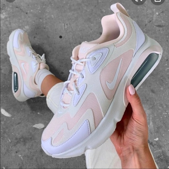 NWT Nike Air Max 200 Women’s Shoes - Picture 1 of 8